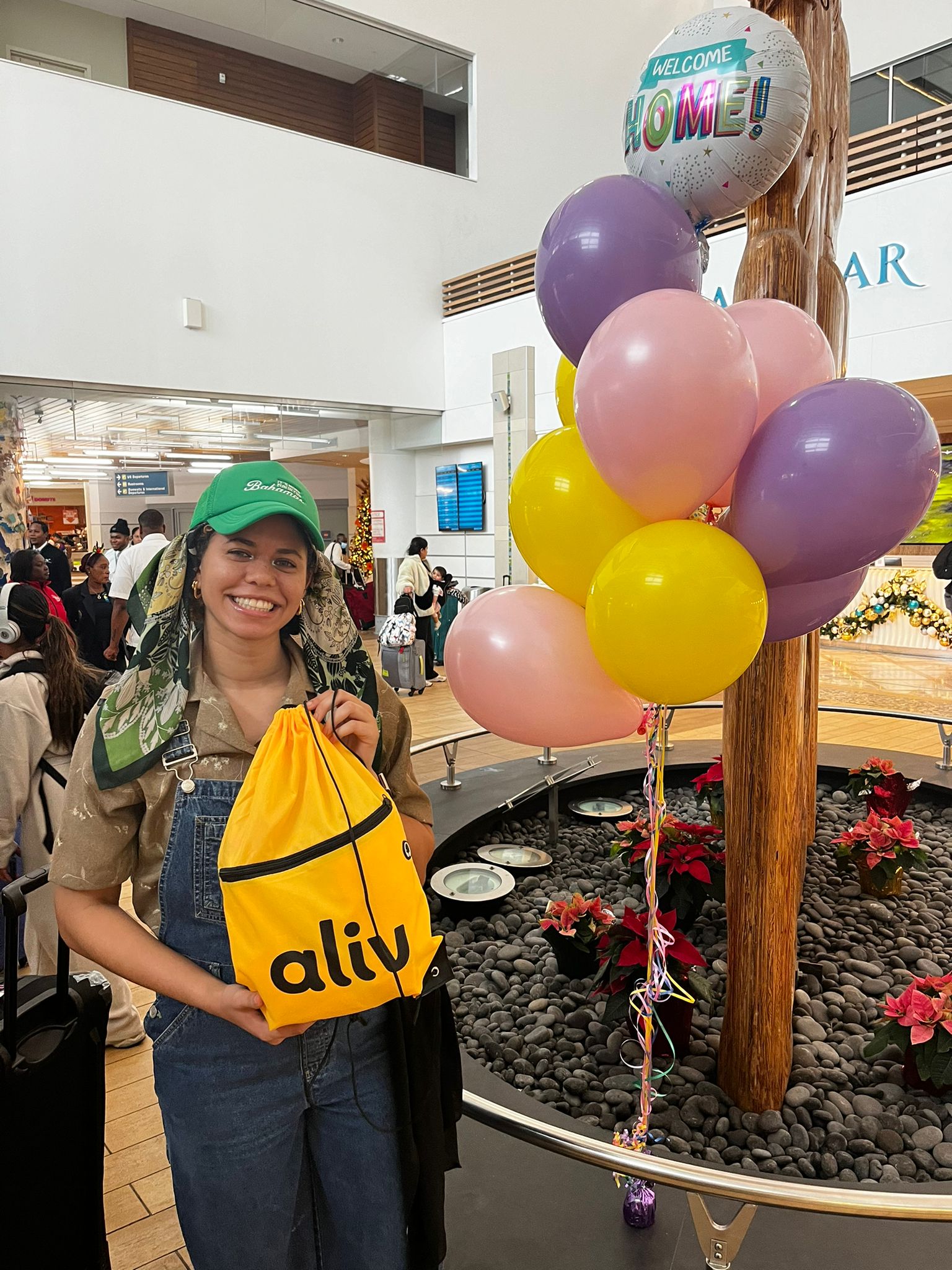 It’s Good to Be Home! ALIV and Western Air Bring Bahamian Students Home for the Holidays
